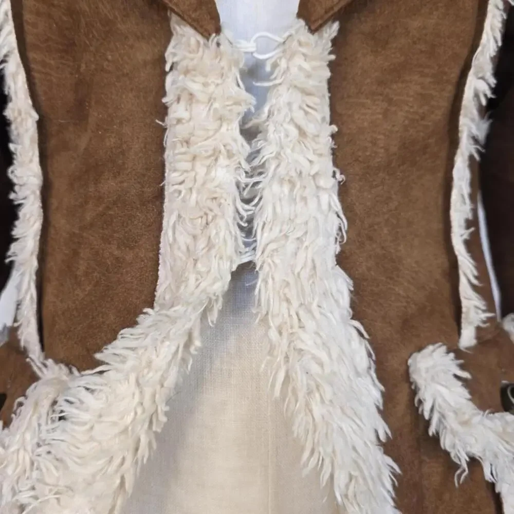 Y2K 90s Wilson’s Penny Lane Afghan Coat Beaded Sleeve Design Boho Fairycore - Picture 6 of 8